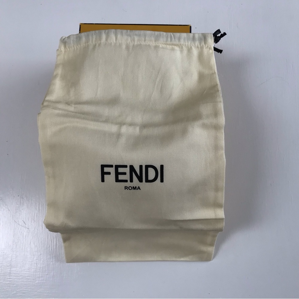 FENDI SLIDES - Picture 6 of 6